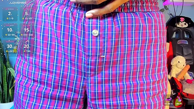 Snapshot of patrick__evans chatting on 09/16/25, 12:50 patrick evans online show from 09/16/25, 12:50