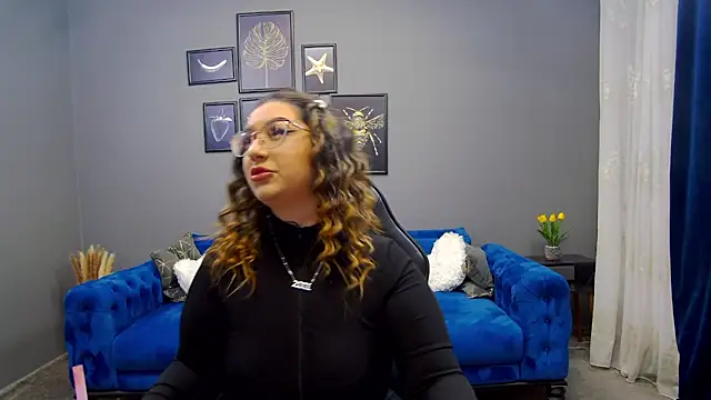 Katewalker  online show from 01/28/25, 06:28