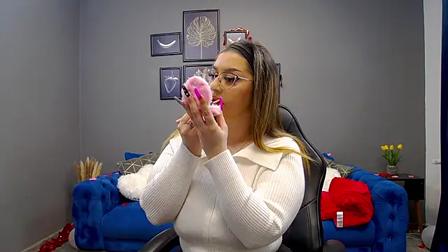 Katewalker  online show from 02/12/25, 06:09