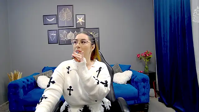 Katewalker  online show from 03/11/25, 06:08