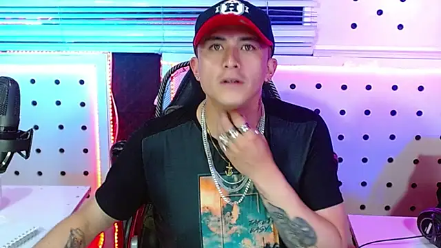 Darko0717 online show from 11/26/25, 02:01