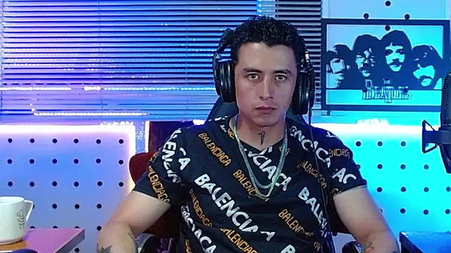 Darko0717 online show from 06/19/26, 01:32