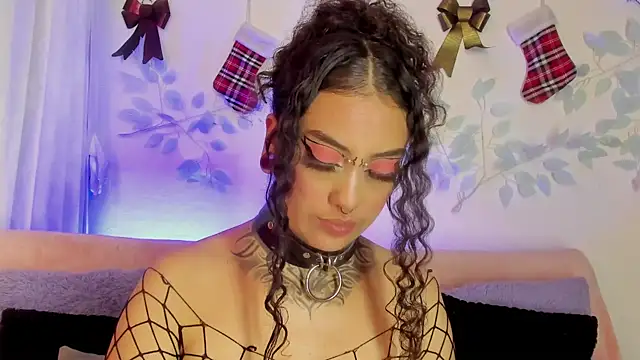 Cata green online show from 12/23/24, 11:28