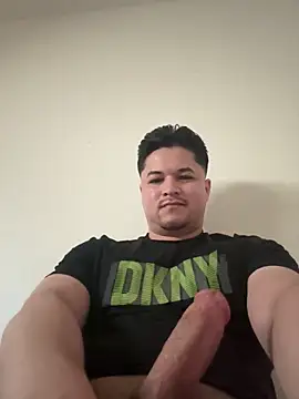 Snapshot of James_Cruise chatting on 03/23/26, 04:33 James Cruise online show from 03/23/26, 04:33