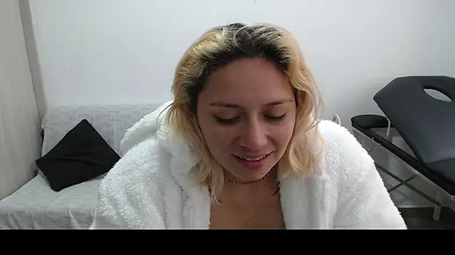 MommyMiaWs online show from 03/07/25, 05:17