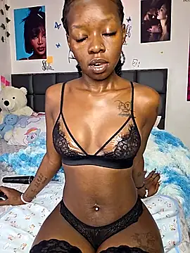 Snapshot of sherry_1 chatting on 02/12/26, 02:28 sherry 1 online show from 02/12/26, 02:28