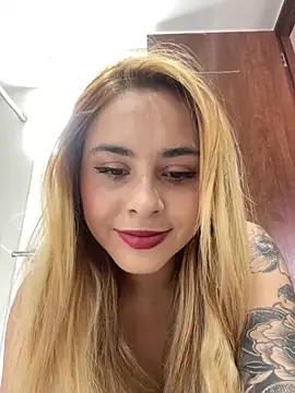 Snapshot of pamelao chatting on 05/01/26, 01:59 pamelao online show from 05/01/26, 01:59