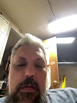tank32s online show from 06/29/26, 07:03