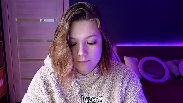 DjennaPalme online show from 10/15/25, 02:55