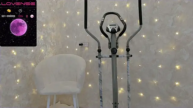 EvaSileZ online show from 02/10/25, 07:04