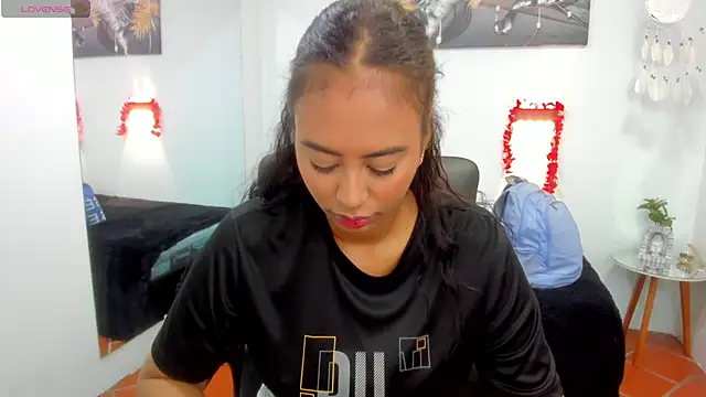 tracycum online show from 02/25/25, 07:36