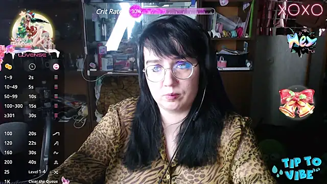 Snapshot of LeonaHarrison chatting on 12/28/24, 08:36 LeonaHarrison online show from 12/28/24, 08:36