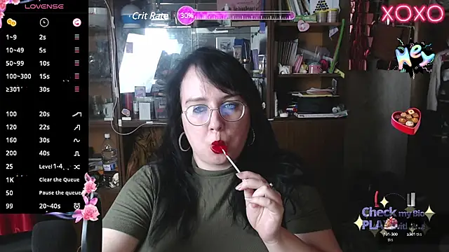 Snapshot of LeonaHarrison chatting on 02/20/25, 11:09 LeonaHarrison online show from 02/20/25, 11:09