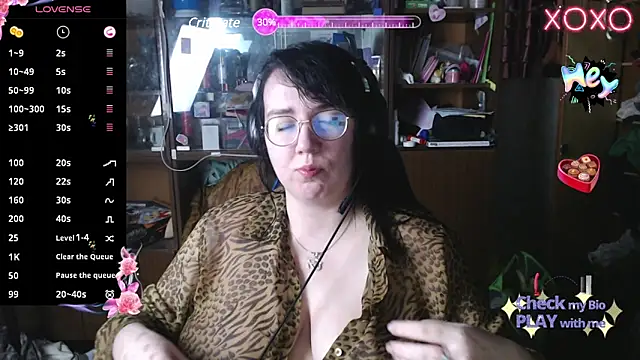 Snapshot of LeonaHarrison chatting on 03/09/25, 07:26 LeonaHarrison online show from 03/09/25, 07:26