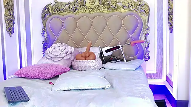 ChanelHarris online show from 02/02/25, 11:00