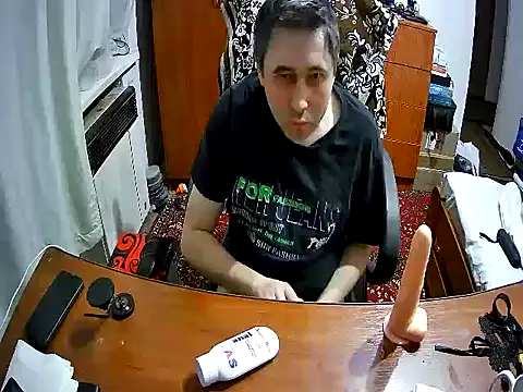 Snapshot of tores992 chatting on 11/20/25, 08:08 tores992 online show from 11/20/25, 08:08