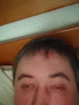 Snapshot of tores992 chatting on 11/22/25, 10:47 tores992 online show from 11/22/25, 10:47