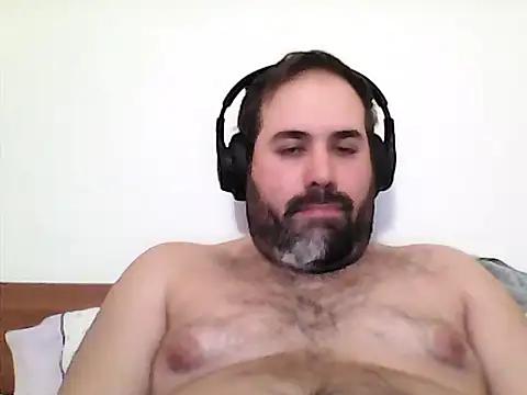 Snapshot of The_Masterxxx14 chatting on 04/01/26, 10:07 The Masterxxx14 online show from 04/01/26, 10:07