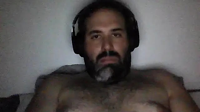 Snapshot of The_Masterxxx14 chatting on 06/05/26, 06:24 The Masterxxx14 online show from 06/05/26, 06:24
