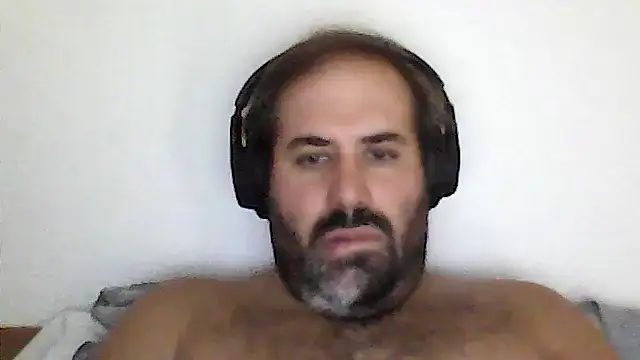 Snapshot of The_Masterxxx14 chatting on 07/27/26, 05:09 The Masterxxx14 online show from 07/27/26, 05:09