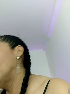 Snapshot of _Scarlett_Sweet chatting on 03/07/25, 10:32 Scarlett Sweet online show from 03/07/25, 10:32