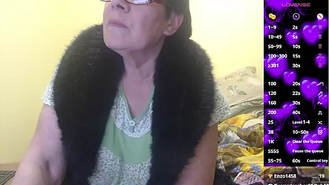 Sandra Carina online show from 03/31/26, 06:19