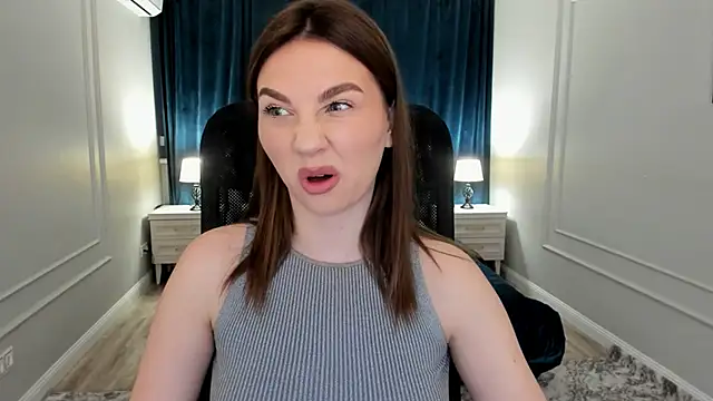 GracefulLook online show from 02/22/25, 03:34