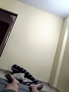 Snapshot of rajstrip12650 chatting on 01/17/26, 04:33 rajstrip12650 online show from 01/17/26, 04:33