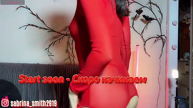 Snapshot of sabrinasmith23 chatting on 11/13/25, 07:24 sabrinasmith23 online show from 11/13/25, 07:24