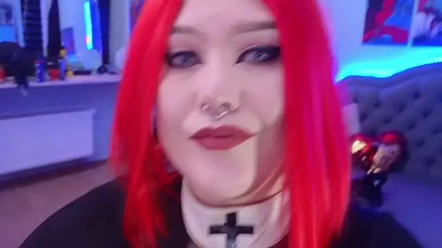 Snapshot of wickedxqueen chatting on 12/13/24, 05:38 wickedxqueen online show from 12/13/24, 05:38