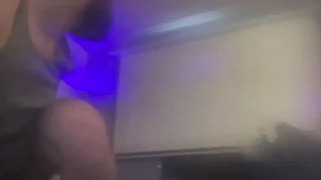 Snapshot of Fr4nk1eFFuxxx chatting on 01/08/26, 02:41 Fr4nk1eFFuxxx online show from 01/08/26, 02:41