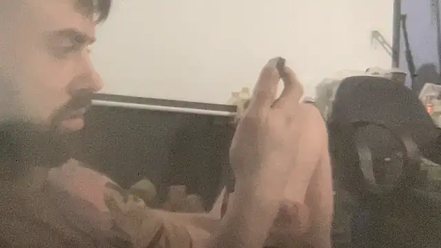 Snapshot of Fr4nk1eFFuxxx chatting on 03/10/26, 05:34 Fr4nk1eFFuxxx online show from 03/10/26, 05:34