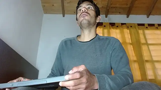 JohanyLatino online show from 06/21/26, 11:07