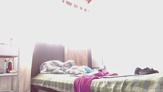 JohanyLatino online show from 06/29/26, 09:15