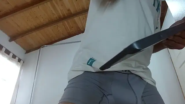 JohanyLatino online show from 07/12/26, 12:51