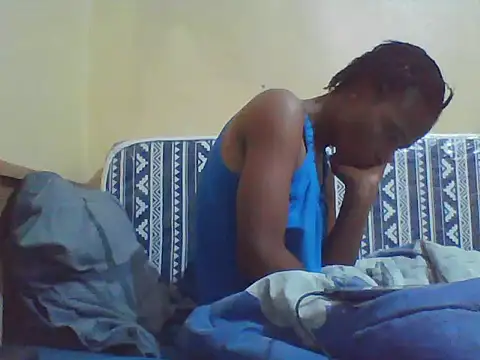 Snapshot of Smillie_prety chatting on 03/10/26, 05:34 Smillie prety online show from 03/10/26, 05:34