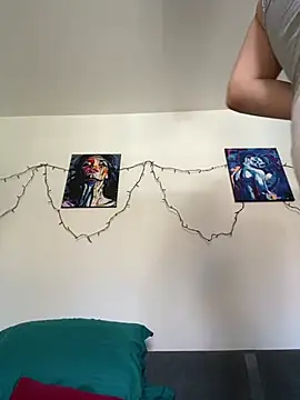 AlisaaRose online show from 04/27/26, 07:06