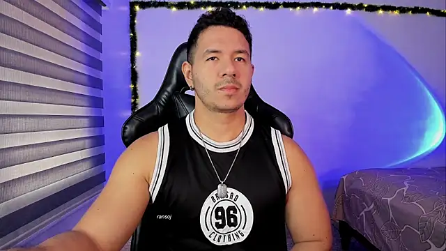 Snapshot of ransoj chatting on 01/08/26, 02:30 ransoj online show from 01/08/26, 02:30