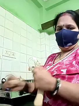 Snapshot of sematomar chatting on 02/21/25, 05:13 sematomar online show from 02/21/25, 05:13