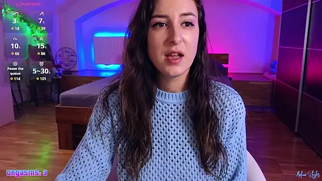 Snapshot of melinastyles chatting on 12/01/24, 08:20 melinastyles online show from 12/01/24, 08:20