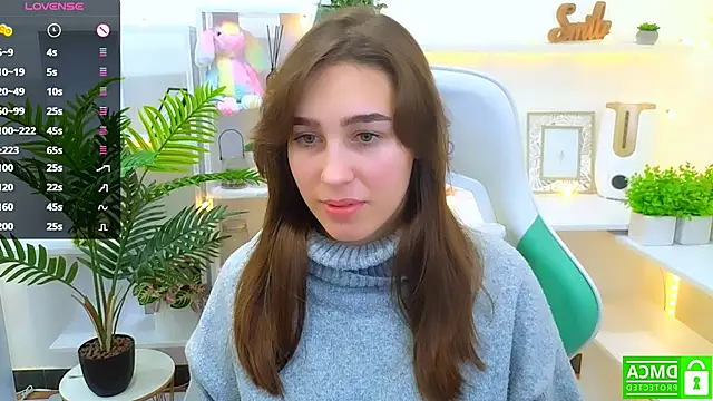  Eliizabeth  online show from 01/24/25, 03:54