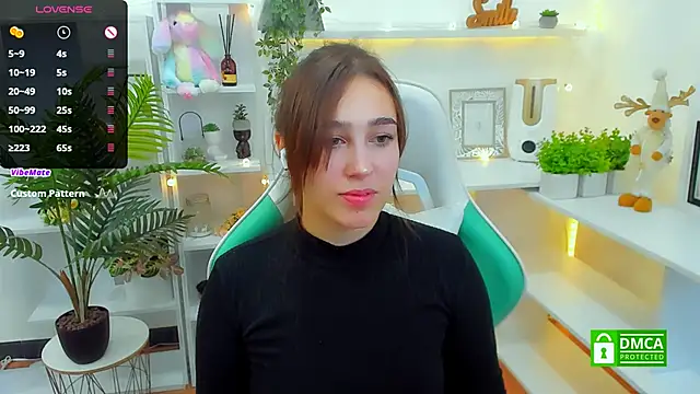  Eliizabeth  online show from 01/26/25, 10:46