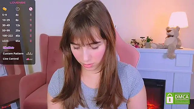  Eliizabeth  online show from 02/26/25, 09:37