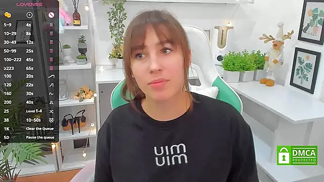  Eliizabeth  online show from 03/16/25, 09:16