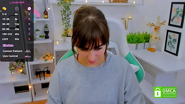  Eliizabeth  online show from 03/20/25, 09:24