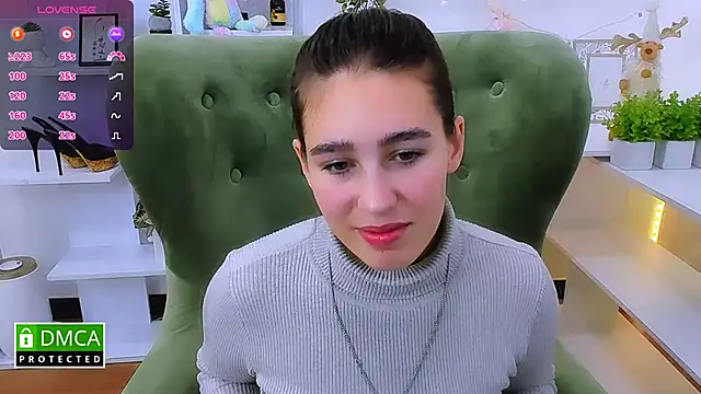  Eliizabeth  online show from 10/05/25, 09:34