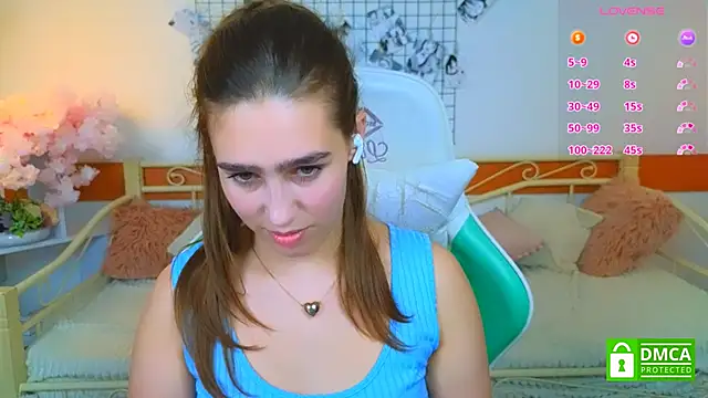 Snapshot of _Eliizabeth_ chatting on 03/31/26, 10:43 Eliizabeth online show from 03/31/26, 10:43