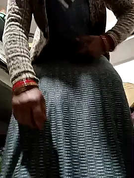 Riyaa-Devi online show from 12/04/24, 05:11