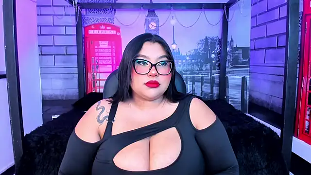 Snapshot of tifanny_bigboobs11 chatting on 05/12/26, 11:51 tifanny bigboobs11 online show from 05/12/26, 11:51
