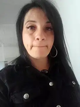 Snapshot of Analbigholes chatting on 12/14/24, 04:09 Analbigholes online show from 12/14/24, 04:09